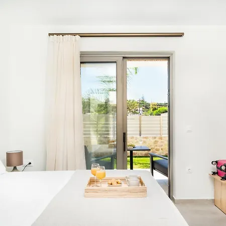 Lux Nymphes Dioni, 30m From With Pool, Bbq And Play Area Villa *