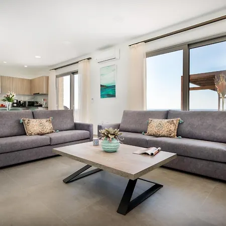 Lux Nymphes Dioni, 30m From With Pool, Bbq And Play Area Villa